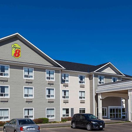 Super 8 By Wyndham Midland Ξενοδοχείο Εξωτερικό φωτογραφία